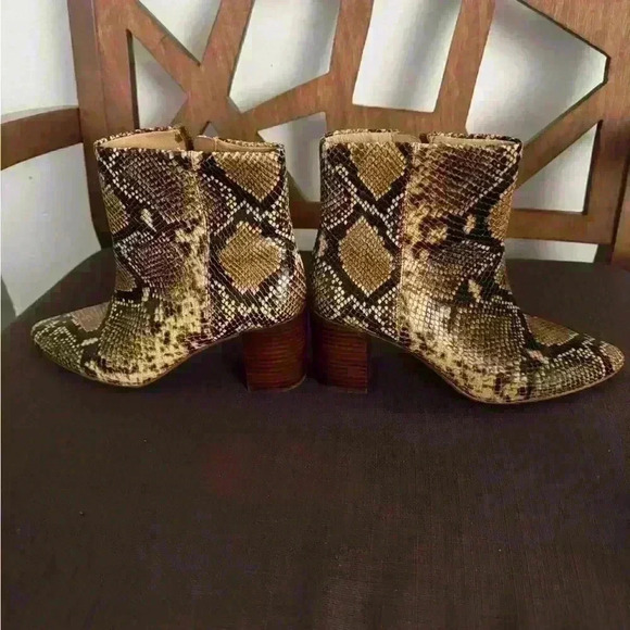 MADEWELL FIONA BOOTS SNAKE EMBOSSED LEATHER STACKED HEEL PONITY TOE 6 1/2 - Picture 3 of 6